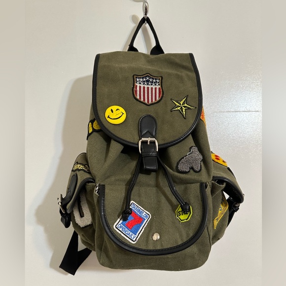 EUC DREAM CONTROL Utility Multi-Pocket Backpack With Patches - Picture 2 of 11